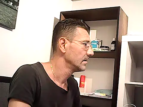 mastercharisma35 (Ask my age) - like for you