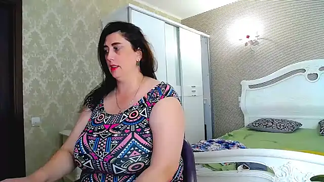 Evelyn_Shy