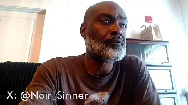 sinnernoir live cam preview