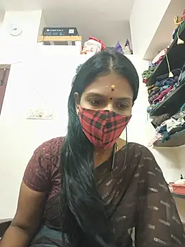 Tamil_Yalini12 live cam preview
