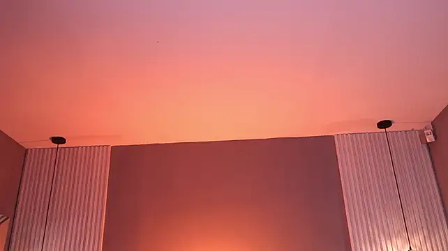 Live-Webcam-Show mit ValeryNova - Interaktive Lovense-Toys verfügbar