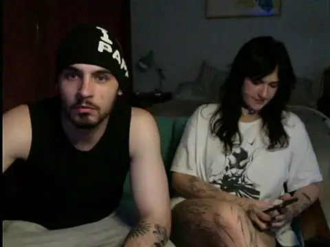 INKEDKITTY13 live sex cam