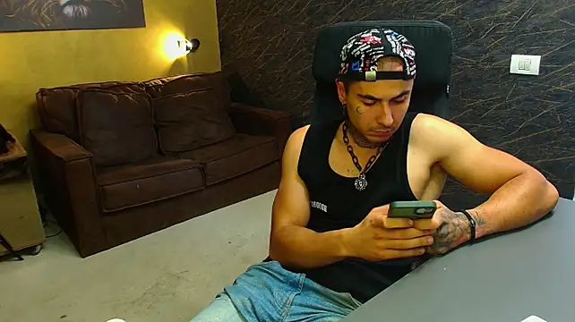 RomeoBodhi live cam preview