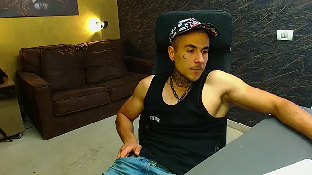 RomeoBodhi live cam preview