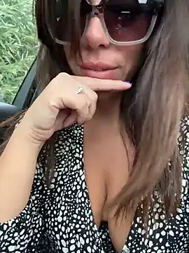 Sara87Show4U webcam