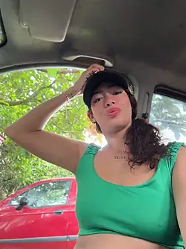 roxyrougee webcam
