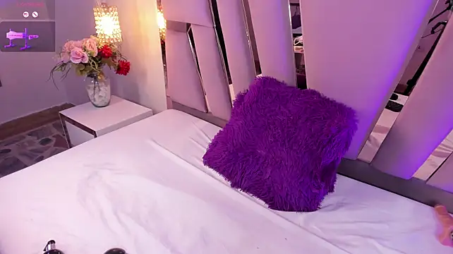 EmmiHops live cam preview