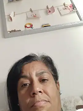 Molly_newman6 live cam preview