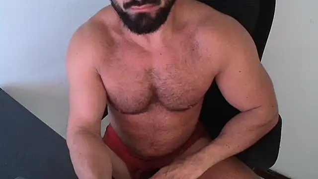 abeardguyone live cam on StripChat
