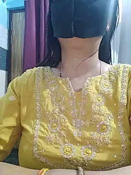 Aishwaryaa_69 live cam preview