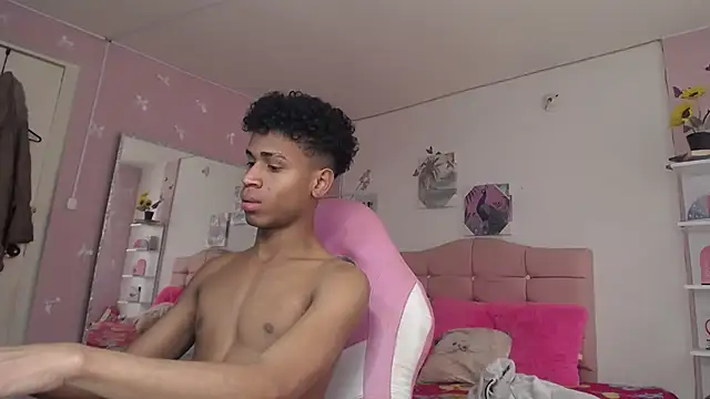 Santy_bigcock_01
