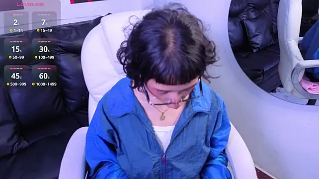 mia_bloom2