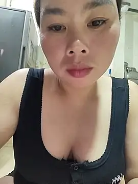 Banana-zz webcam stripchat model stream image
