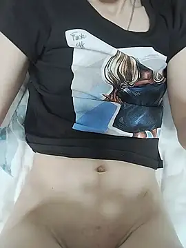 MaryPele live cam preview