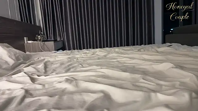Honeyed_Couple live cam preview