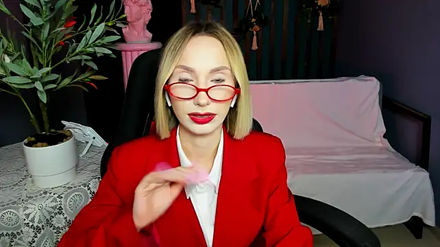 ErikaStroin live cam preview