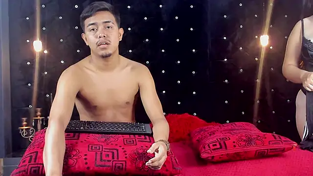 AdanAndEstefany live cam preview