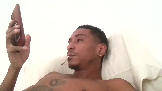 mellow_smoke live cam preview