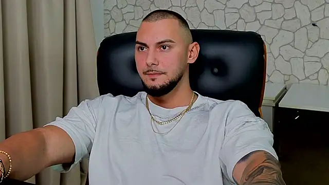 ClintMasters live cam preview