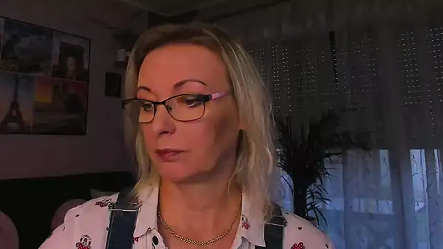 vanessa_chat