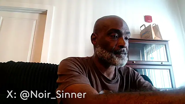 sinnernoir live cam preview