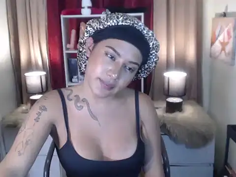 FrancineGarcia live cam