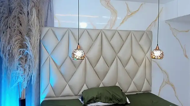 Ibbie_drastic live cam on StripChat