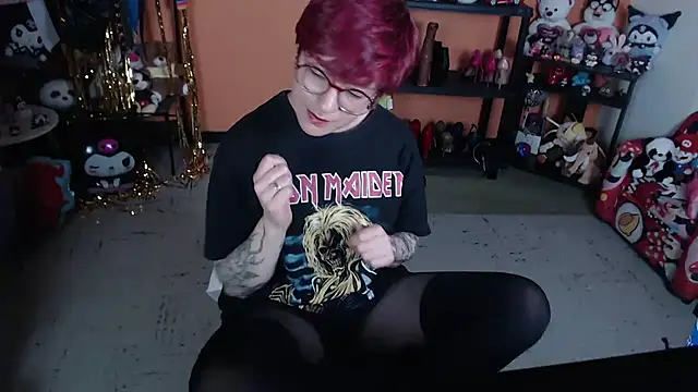 MissMiia2 live cam preview