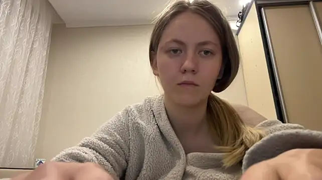 LarissaTewes live cam preview