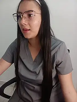 mia_nala