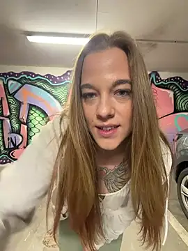 Luna_Lynn