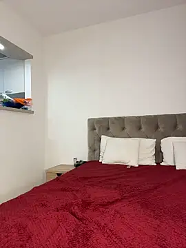 IrisBlues live sex cam