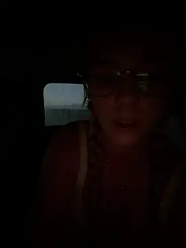 LinaLeana live cam on StripChat