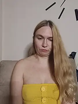 KisaVixen webcam stripchat model stream image