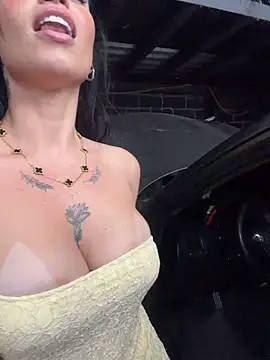 Webcam en directo de la chica Rafaellaz