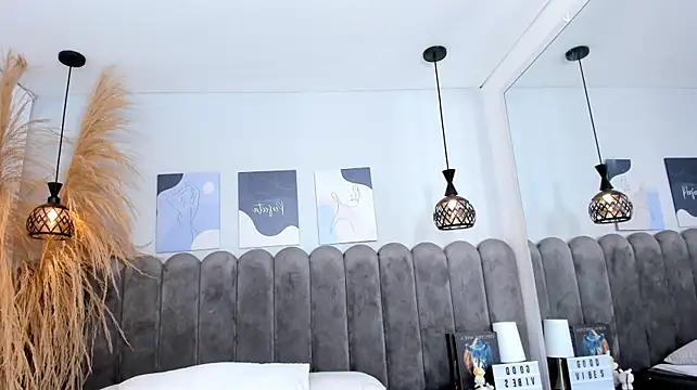 Ema_Sky_ live cam preview