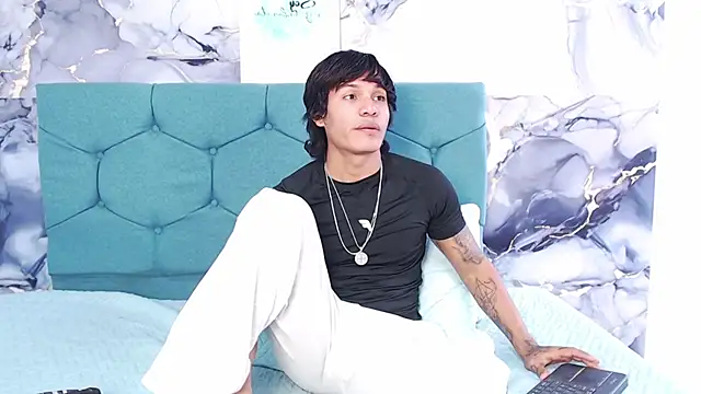 MaximilianRoth live cam preview