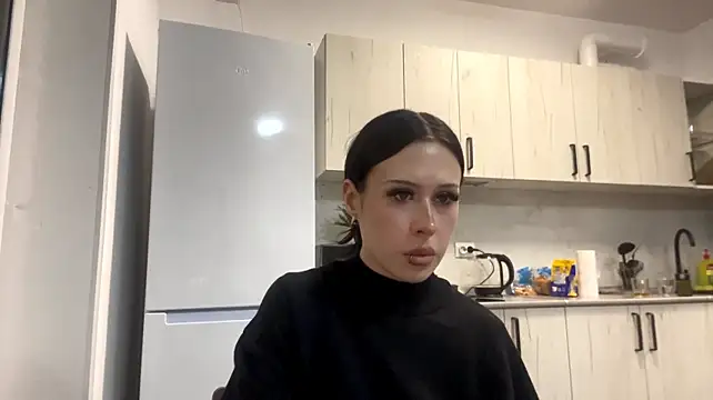 AteEtonian webcam stripchat model stream image