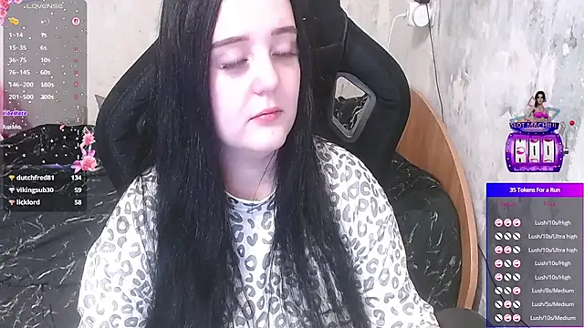 your_8a8y live cam on StripChat