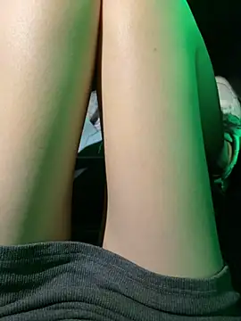 littleqiu live sex cam