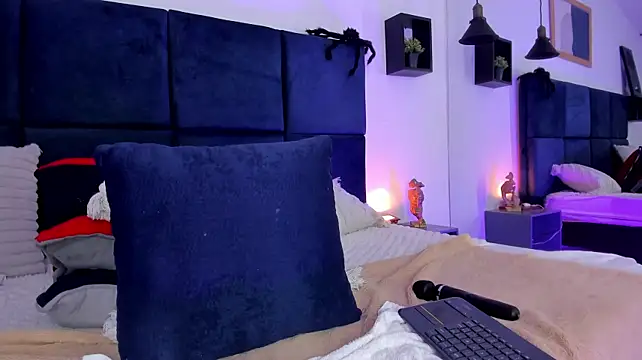 april_jones05 live cam preview