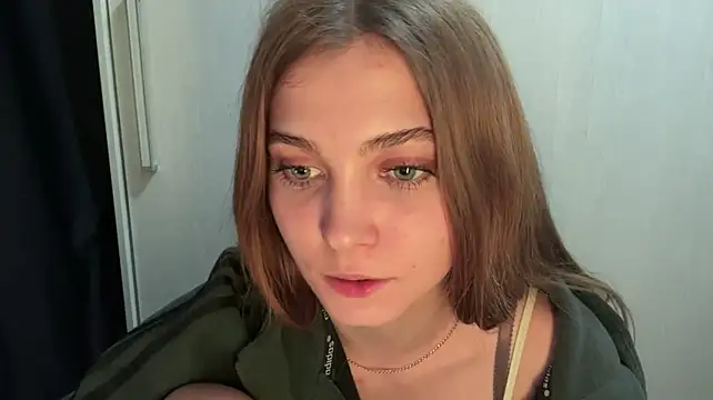 Babysmall_girl live cam on StripChat