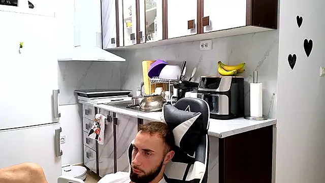 RyanStorm_ live cam on StripChat