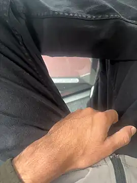 harshv11 live cam on StripChat