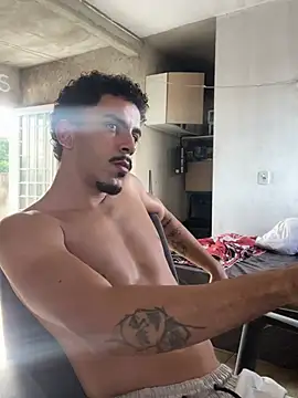menoquarenta live cam on StripChat