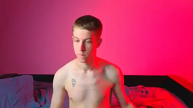 Dylan_Norton live cam on StripChat