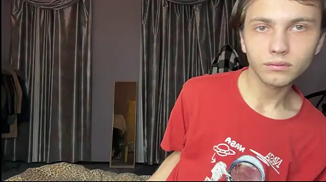 fcherthth live cam on StripChat