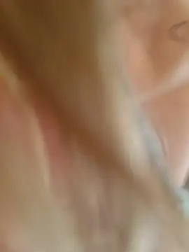 CelynaRoss webcam