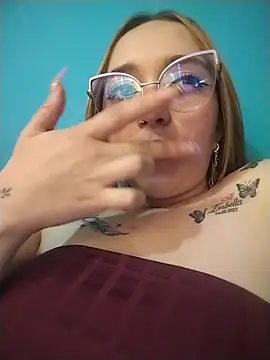 TiffanyCruz_ webcam stripchat model stream image