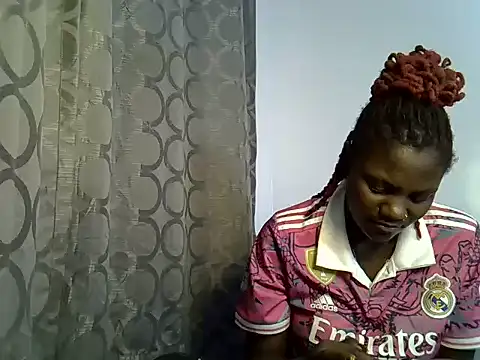 Thicky_zalia live cam on StripChat